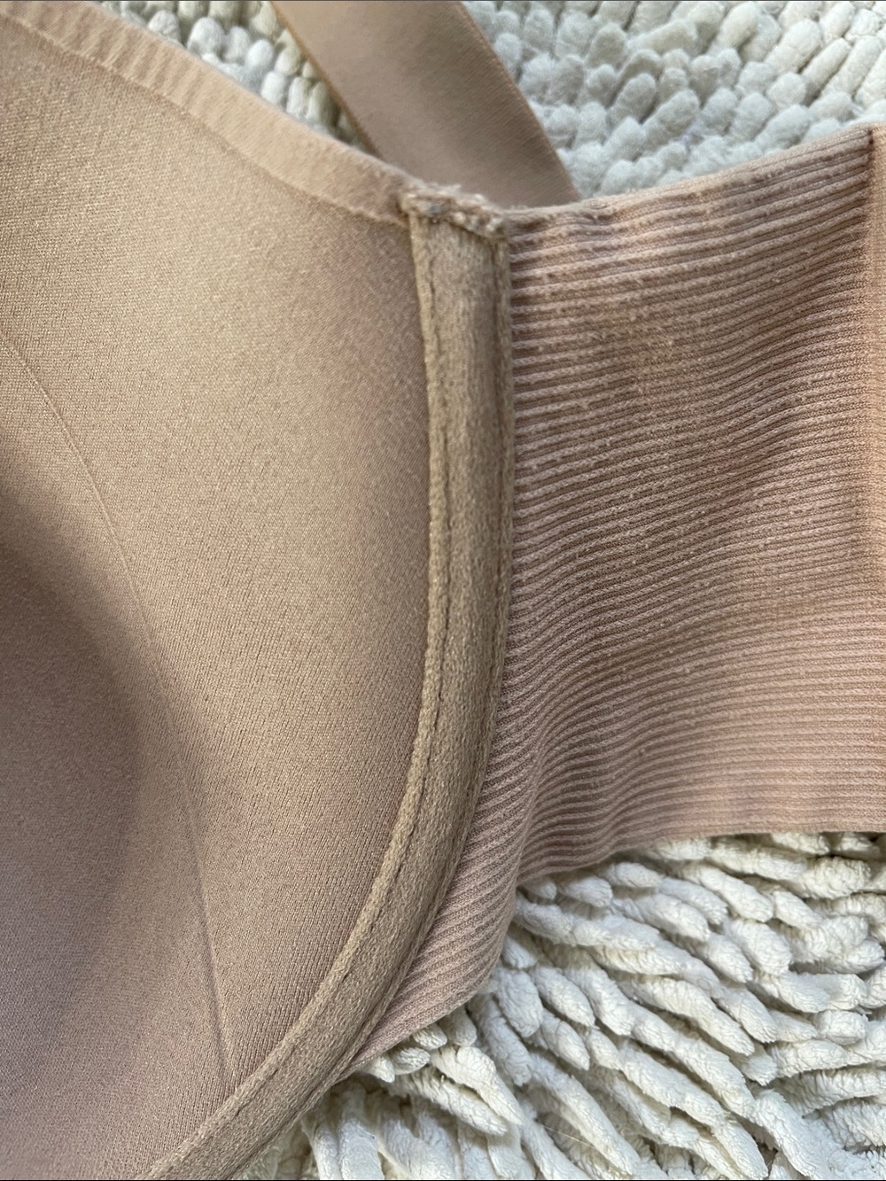 SPANXsmooth® Bra-llelujah!®
Lightly Lined Full Coverage Bra - Picture 9 of 10
